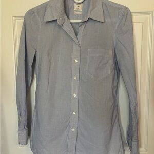 GAP Blue and White Button Down Shirt with Tailored Fit